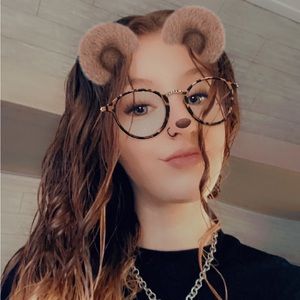 Meet your Posher, Mckenzie